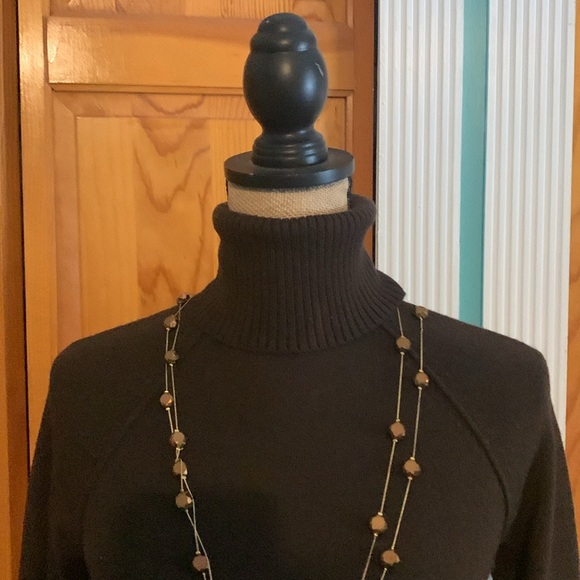 Women’s M brown take out turtleneck sweater - Picture 2 of 3